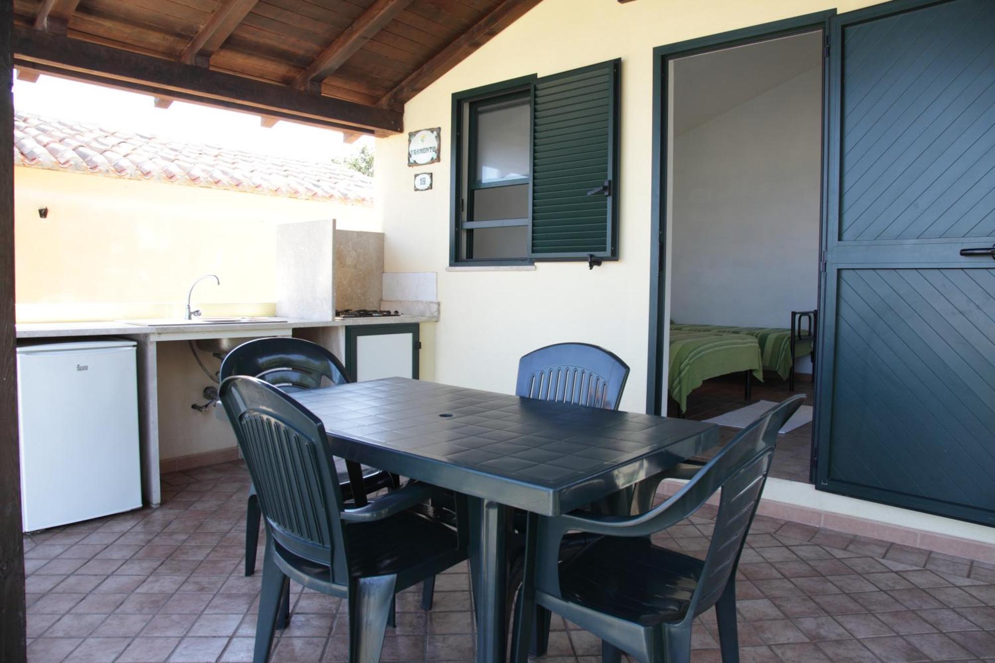 Camping Golfo Dell'Asinara ปลาตาโมนา ภายนอก รูปภาพ