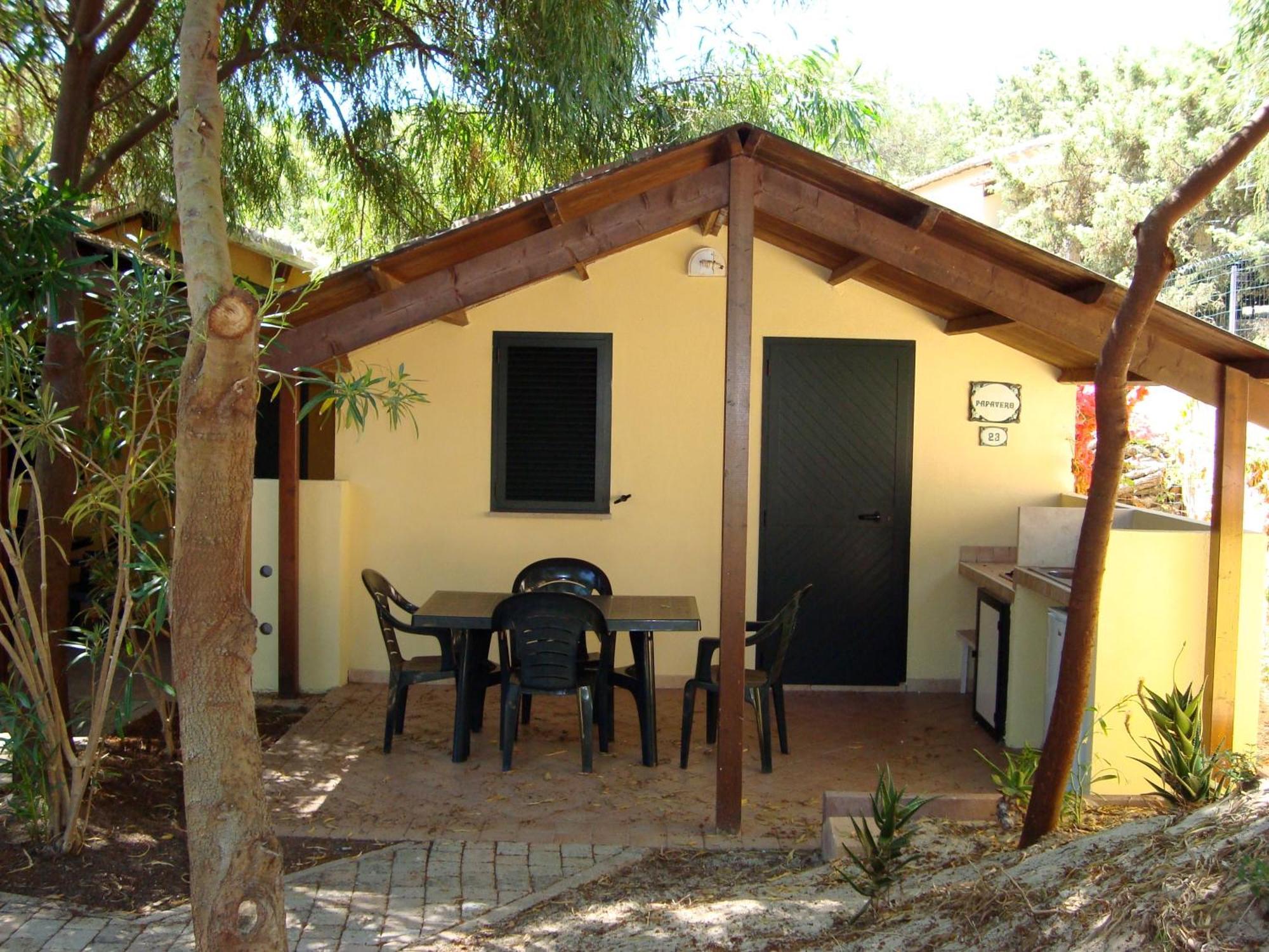 Camping Golfo Dell'Asinara ปลาตาโมนา ภายนอก รูปภาพ